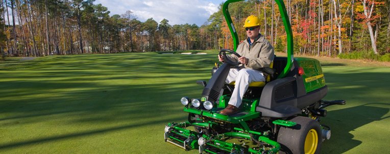 John Deere Golf Mower in Fall