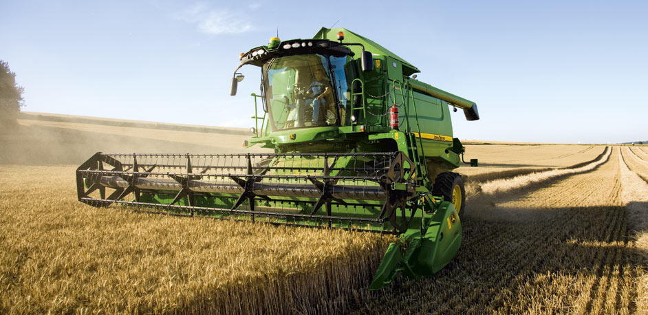 John Deere W Series on Prairie 