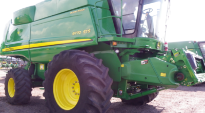 John Deere 9770 STS Combine
