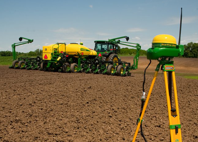 John Deere RTK Radio 900