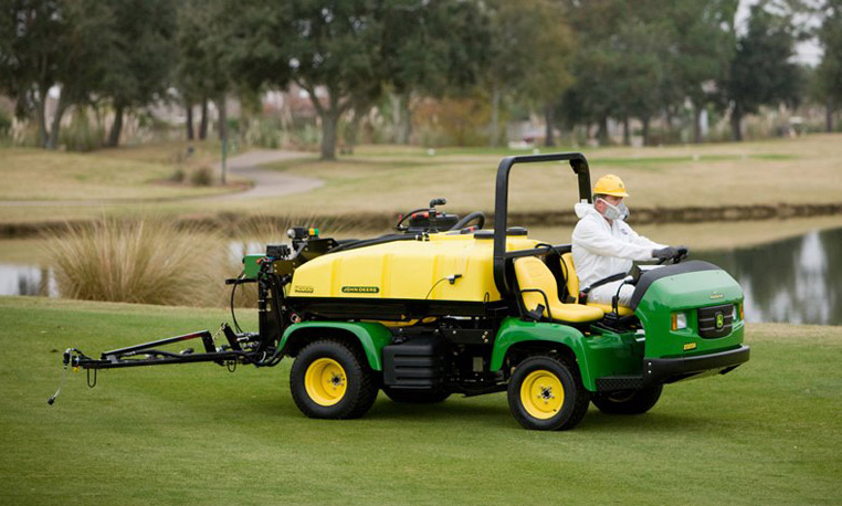 John Deere Golf Chemical Application