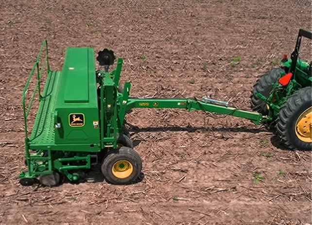 John Deere 1570 