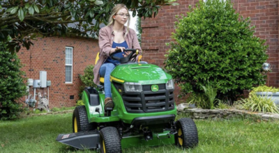 John Deere S110