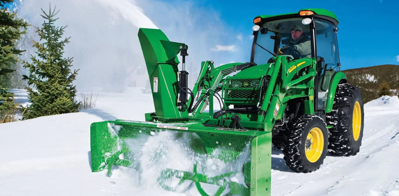John Deere Snow Blower