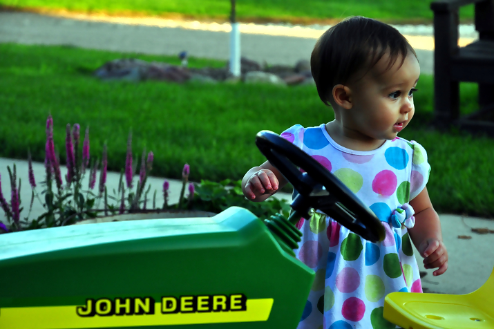 john deere kid13 John Deere Tractors and the Children Who Love Them (25 pics)