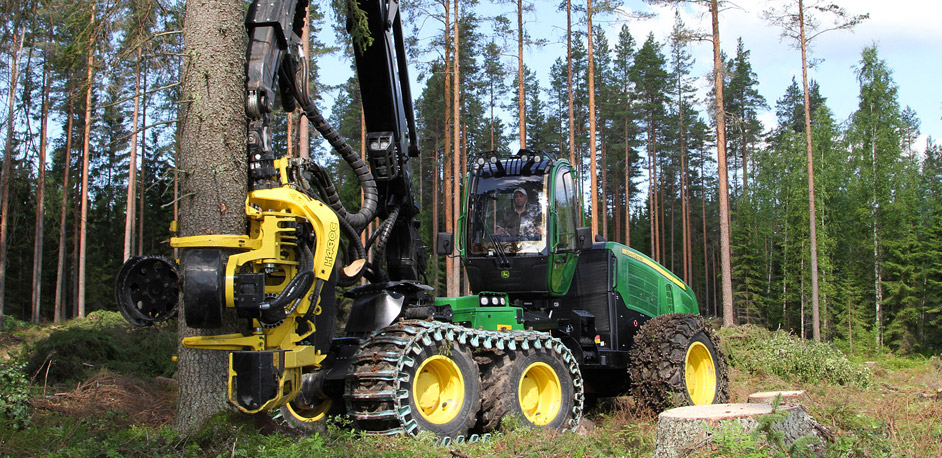 John Deere Wheeled Tracked Forestry Harvester 